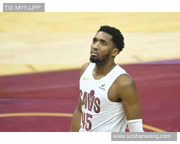 多诺万米切尔带领球队重返巅峰的奋斗历程与未来展望