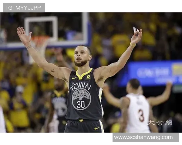 库里三分球总数突破四千大关成为NBA历史第一人再创辉煌纪录